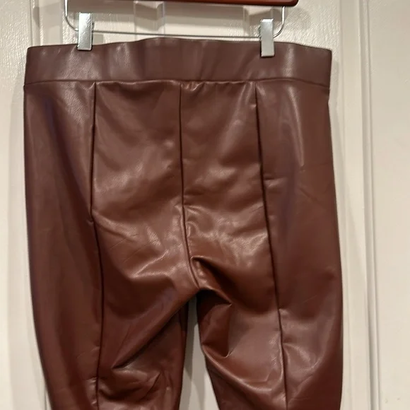 Loft Faux Leather Pants - Picture 7 of 7